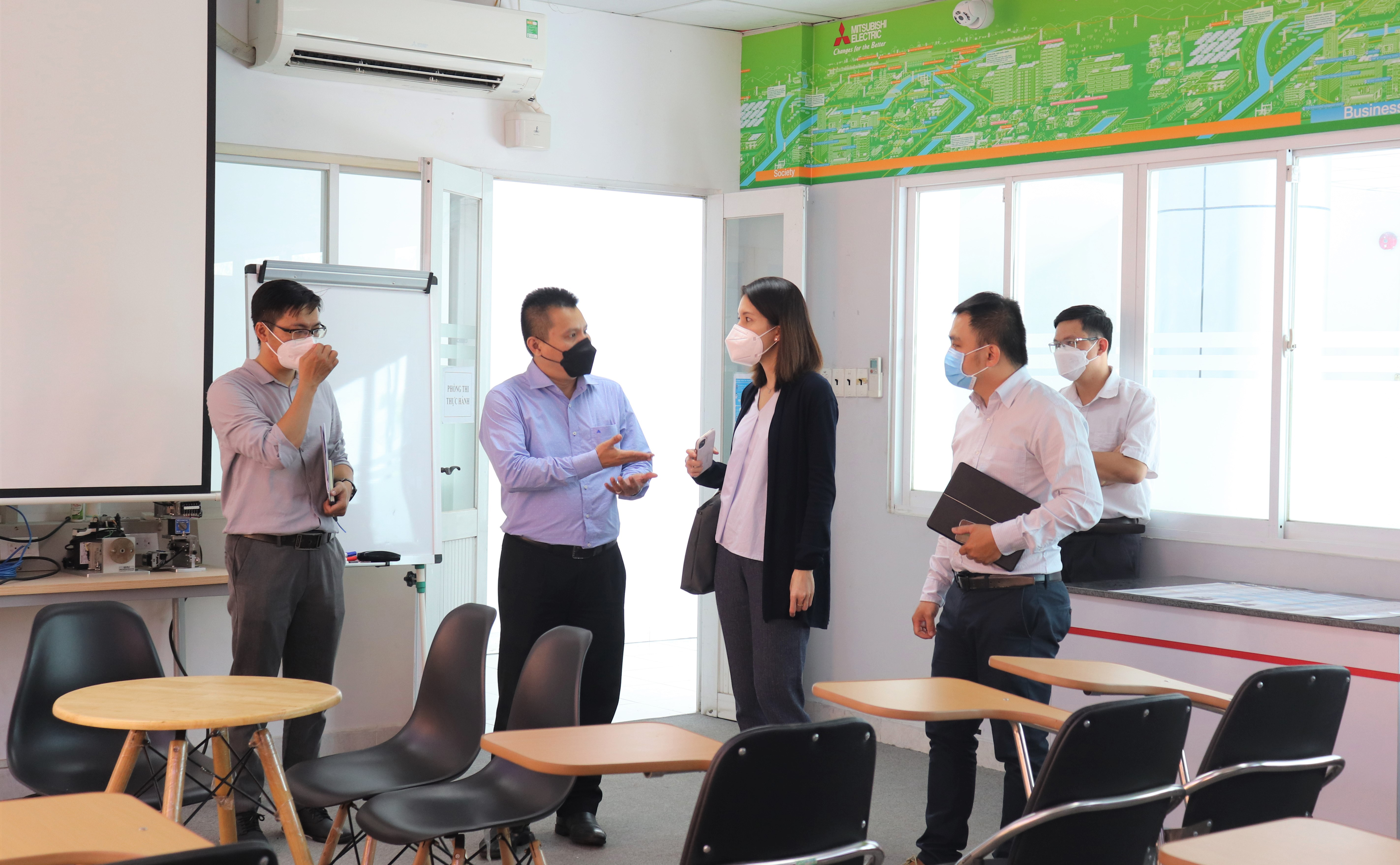 Triển khai số hóa với giáp pháp ứng dụng từ Singapore