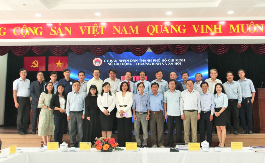 Chuyển đổi số trong giáo dục nghề nghiệp: Thầy cô giáo vẫn là yếu tố quyết định